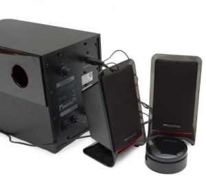 Microlab M200BT Aktivni drveni zvucnici 2.1 40W RMS(16W, 2x12W) BLUETOOTH daljinski , 3.5mm - Img 3
