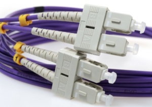 FO SC/UPC - SC/UPC MM 2M OM4 DX Purple - Img 2