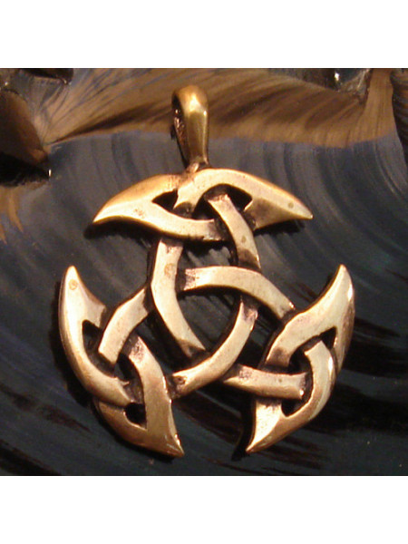 Pandantiv celtic bronz Triunghi deschis