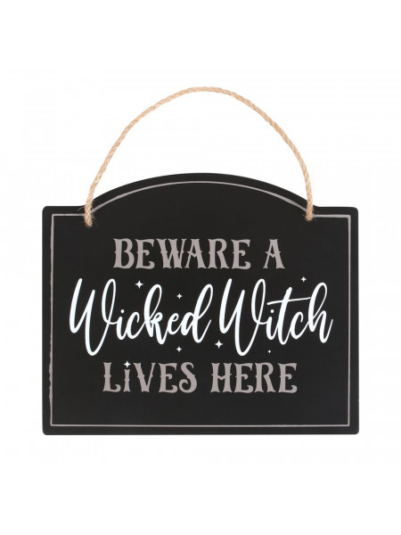 Placuta decorativa Beware A Wicked Witch Lives Here 20 cm  Aceasta placuta este o decoratiune perfecta pentru casa unei Vrajitoare.