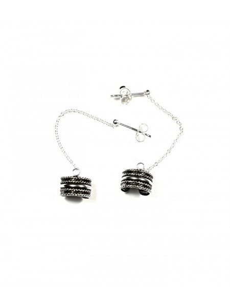 Cercei din argint pe ureche cu lantisor Ornament Pulsar