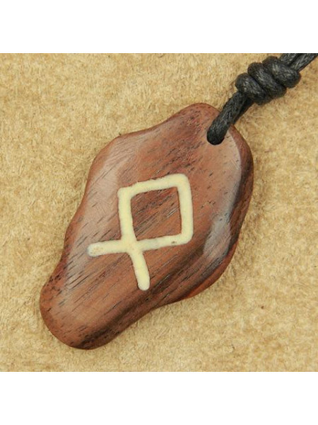 Pandantiv talisman din lemn cu runa Othala 4cm