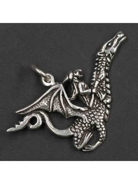 Pandantiv argint Vrajitoarea si Dragonul Ei 5 cm