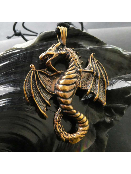 Pandantiv bronz Dragon inaripat 
