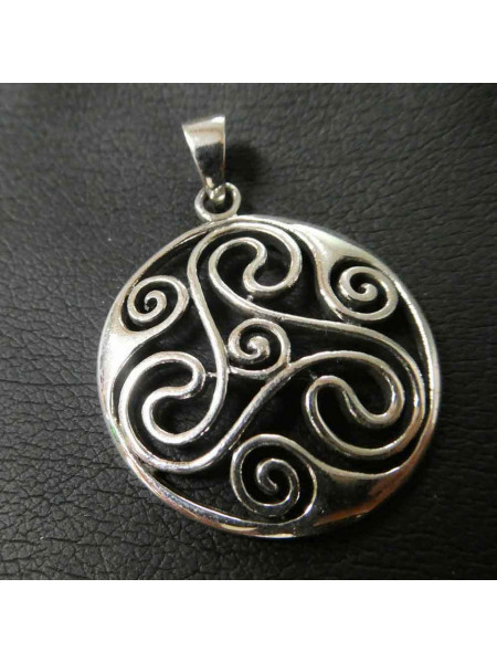 Pandantiv argint Triskelion 3.8cm