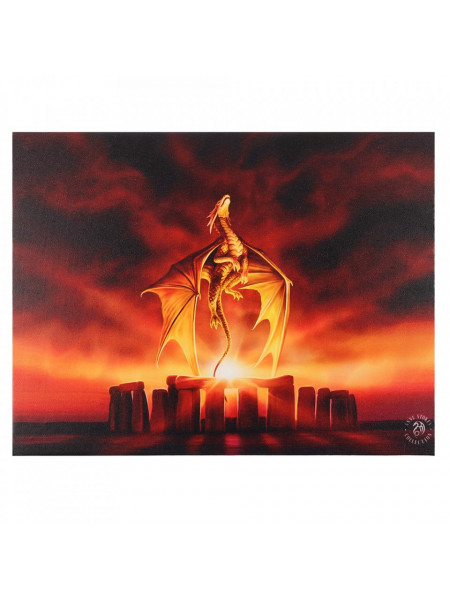 Tablu canvas design Anne Stokes, ce are model cu dragon de culoare aurie cu rosu care se inalta la cer cu rasaritul soarelui auriu, pe fundal rosu cu negru, de diemnsiunile 50x70.