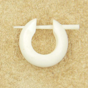 Cercel sculptat manual din os de bivol Creola Mica 1.5 cm
