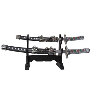 Set Deschizatoare de Scrisori Sabii Samurai cu Suport Decorativ - Img 4