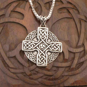 Pandantiv argint cruce celtica