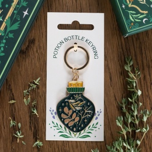 Breloc metalic emailat Green Witch