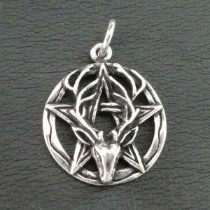 Pandantiv argint Cerb cu pentagrama 3.5cm