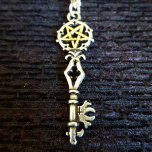 Pandantiv Cheia lui Solomon cu Pentagrama - Talisman al Cunoasterii, 4.5 cm - Img 2