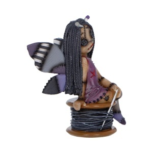 Statueta papusa Voodoo Stitchy Belle din colectia The Stitchlings – decor gotic fantasy , 11.4 cm - Img 3