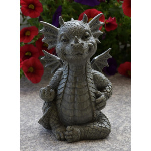 Statueta pentru gradina din rasina, in forma de dragon de culoare gri cu dimensiunea de 13,5 cm.