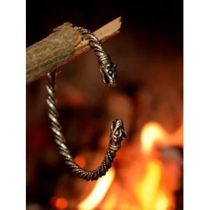 Bratara vikinga din bronz placat cu argint Capete de lupi 18 cm - Img 4