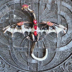 Brosa-pandantiv Dragon Argintiu cu cristale – putere si protectie, 9 cm - Img 2