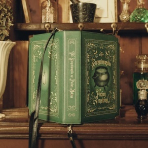Geanta Carte The Encyclopedia of Potion Making – geanta de mana si geanta de umar eleganta - Img 6