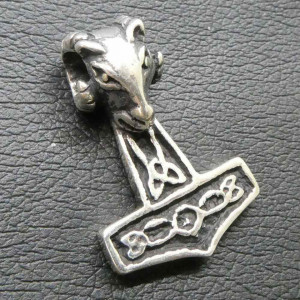 Pandantiv argint Ciocanul lui Thor cu cap de berbec 2.5 cm