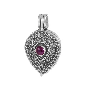 Pandantiv din argint cu compartiment secret si ametist Caseta Dorintelor, 26 x 16 mm