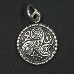 Pandantiv rotund argint Triskelion 2.5 cm
