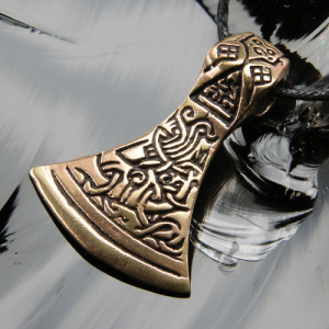 Pandantiv viking bronz Topor 4.5 cm - Img 1