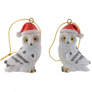 Decoratiune pentru bradul de Craciun - Bufnita 6 cm. Fabricate cu atentie din rasina  si pictate manual, aceste accesorii festive adauga un farmec aparte bradului de Craciun si celebreaza diversitatea miturilor asociate cu aceasta pasare misterioasa.