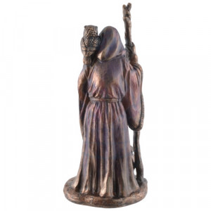 Mini statueta zeita celtica Crone - Batrana inteleapta 11cm - Img 3