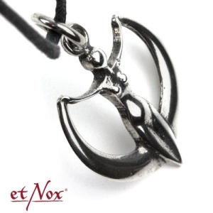 Pandantiv Zeita Diana din inox, Etnox – simbol al independentei si puterii feminine, 2.5x3 cm - Img 3