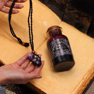Sare de Baie Ancient Witch cu Pandantiv Ametist – Seductie, 240 g - Img 4