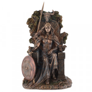 Statueta rasina si bronz, mitologia celtica, zeita Medb 22 cm