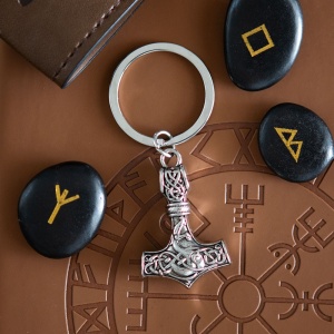 Breloc din aliaj ciocanul lui Thor Mjölnir - Img 5