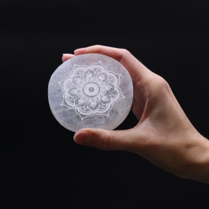 Platou din selenit 8 cm - Mandala - Img 1