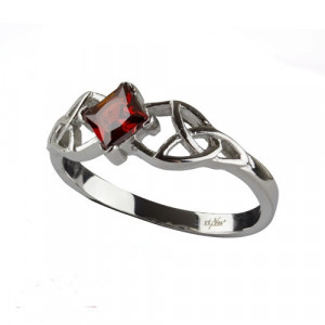 Inel din otel inoxidabil cu cristal rosu si model cu nod celtic, latime 0.8 cm, Et Nox Germania