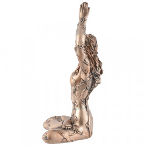 Mini statueta zeita Pamantului Gaia in Lotus 9 cm - Img 2