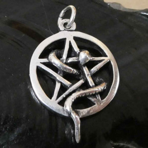 Pandantiv argint Sarpe incolacit pe pentagrama 3.8cm - Img 1