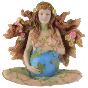 Statueta zeita pamantului Gaia cu flori si fluturi in par 18 cm