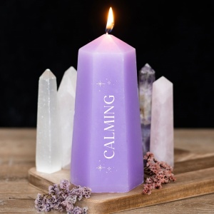 Lumanare mov cu cristal Ametist, pentru ritualuri de relaxare, 15cm - Img 5