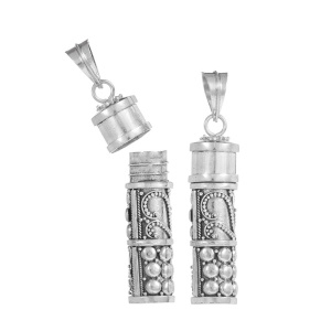 Pandantiv Talisman din Argint cu Compartiment Secret – Pentru Dorinte si Intentii, 30 x 8 mm