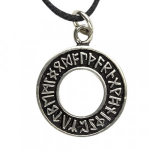 Pandantiv argint Rune pe cerc 2.4cm