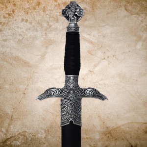 Pumnal Decorativ Medieval cu Corbi si Cruce Celtica, 41 cm