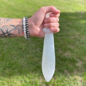 Cutit ritualic din Selenit - Spirala 25cm - Img 3