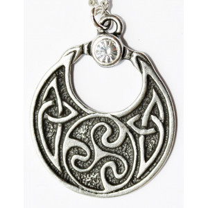 Pandantiv cu lantisor Celtic Sorcery - Amuleta reginei Boudica, talisman pentru curaj, 3.7 cm
