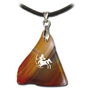 Pandantiv talisman piatra Agata semn zodiacal Sagetator (23 noiembrie - 21 decembrie)