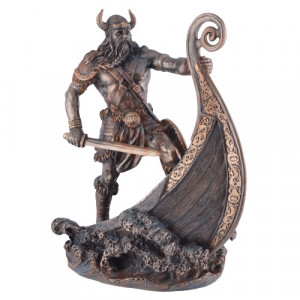 Statueta rasina si bronz Razboinic viking pe corabie 24cm