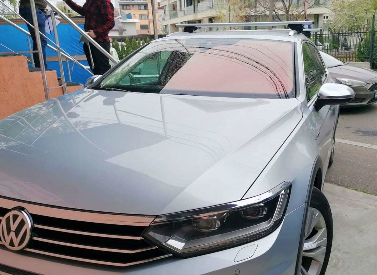Volkswagen Passat bare transversale Menabo Lince Silver XL