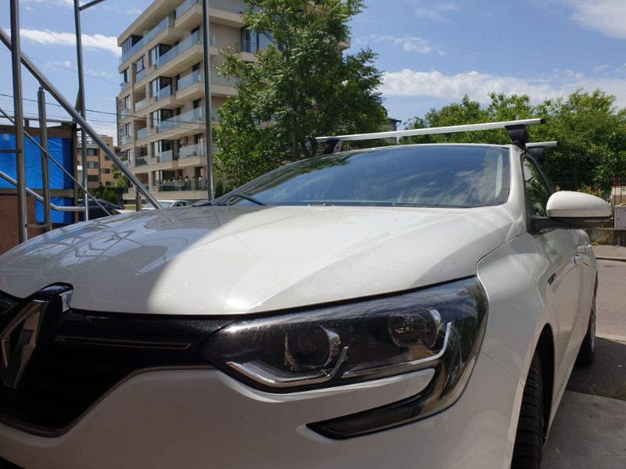 Renault Megane bare transversale Menabo Delta