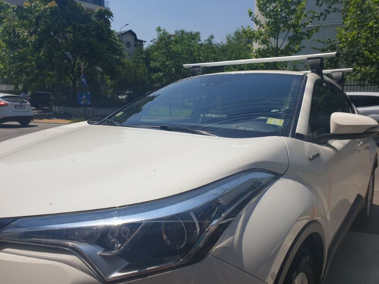 Toyota C-HR bare transversale Menabo Delta