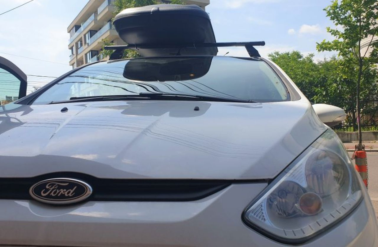 Ford B-Max bare transversale Menabo Tema si cutie portbagaj Carbon Look
