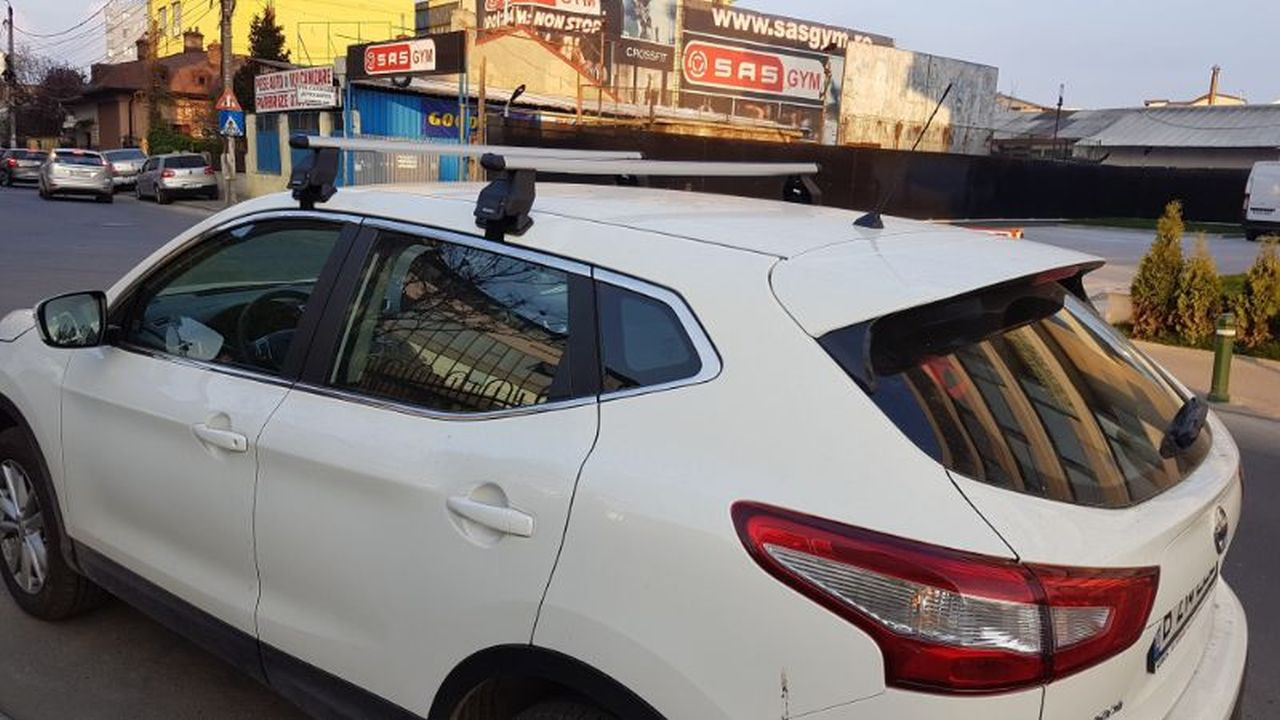 Nissan Qashqai bare transversale Menabo Tema