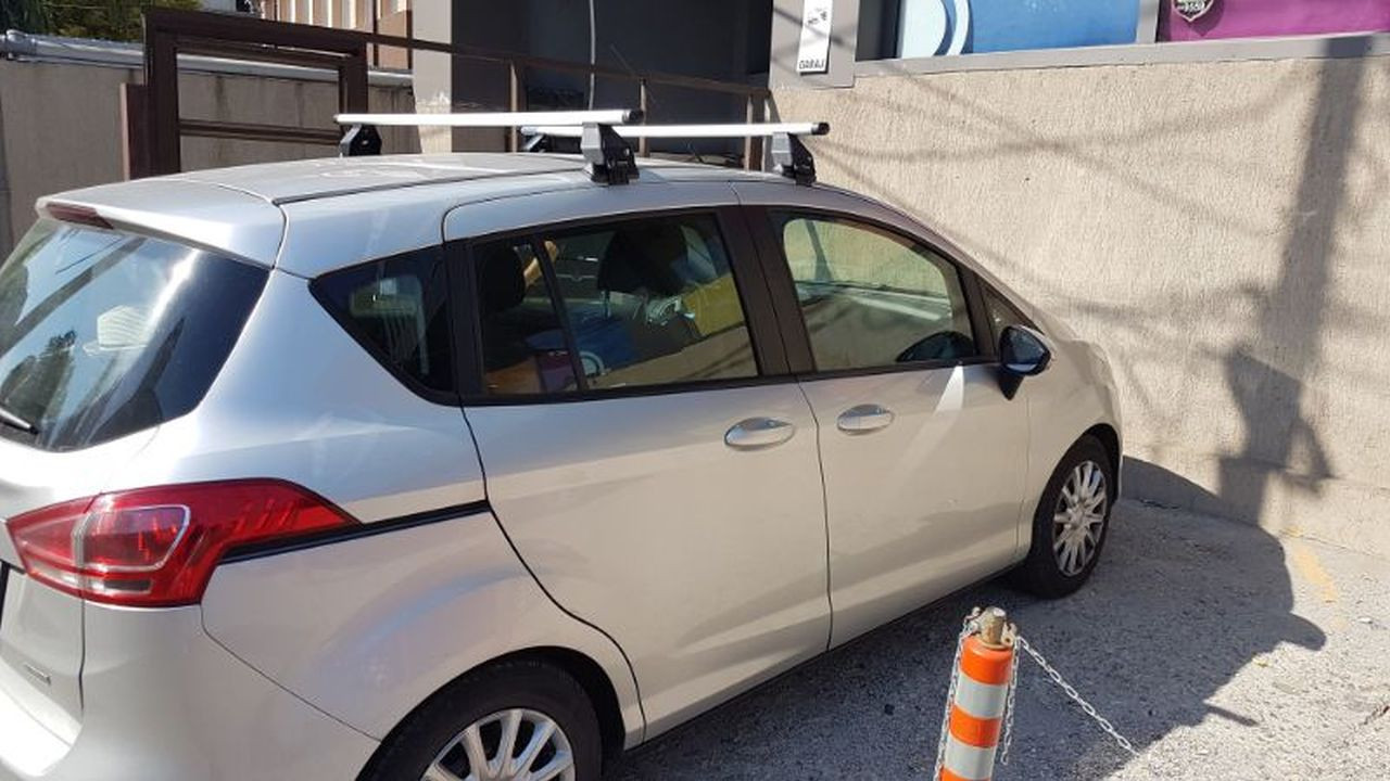 Ford  B-Max bare transversale Menabo Tema